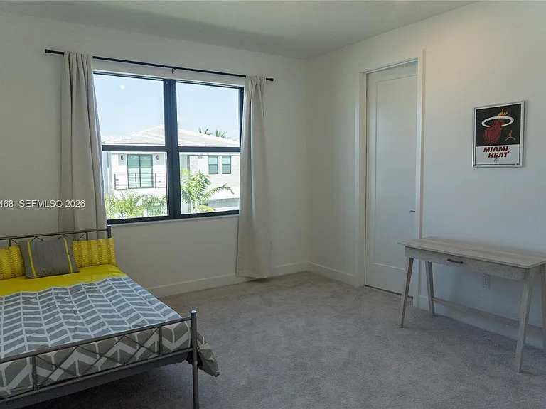 8151 Laurel Falls Dr — Photo 24