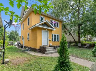 1942 Oliver Ave N, Minneapolis, MN 55411