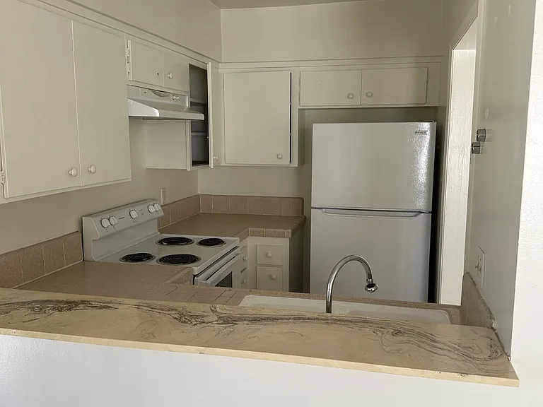 3667 Dunn Dr — Photo 8