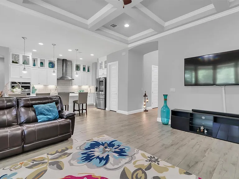 16321 Horse Trap Ln — Photo 6