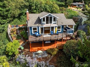 2704 SW 152nd Pl, Seattle, WA 98166