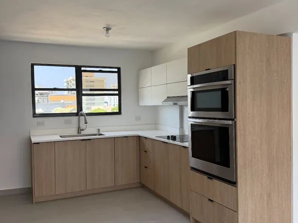 174 Cond Plaza Villamil #4, San Juan, PR 00907