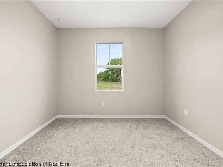 845 Peachtree Dr — Photo 13
