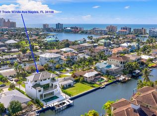 487 Trade Winds Ave, Naples, FL 34108