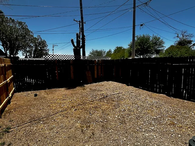 1320 N Richey Blvd — Photo 5