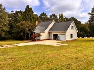 810 Lee Vaughn Rd, Simpsonville, SC 29681