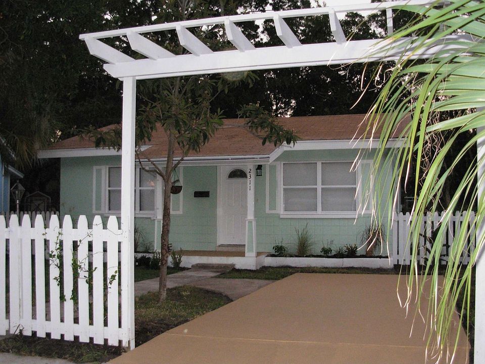 Florida Cottage
