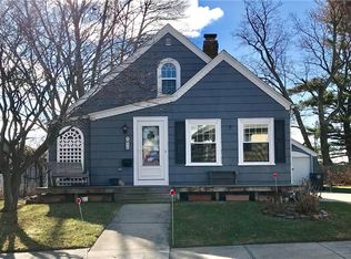 36 Waite Ave, Cranston, RI 02905