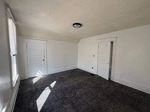 4th image of 714 S 1st Ave APT A