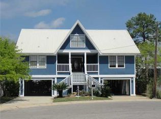 55 Bayou Cir, Gulfport, MS 39507