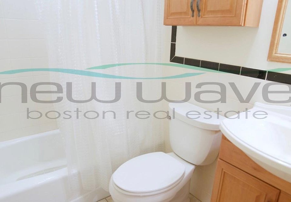 2nd image of 31 Phillips St #1