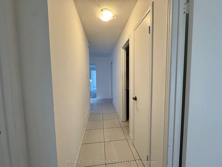165 Aberdeen Ave — Photo 23
