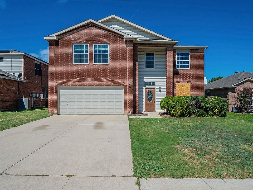 1st image of 1112 Roundhouse Dr