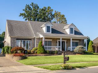 4432 Stone Wynde Dr, Louisville, KY 40272