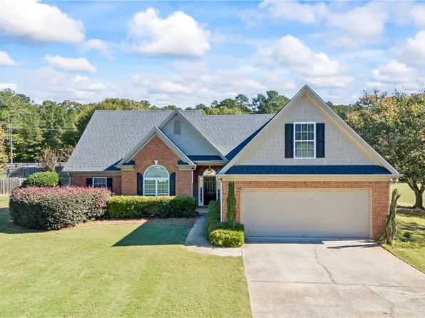 304 Junction Ct, Winder, GA 30680