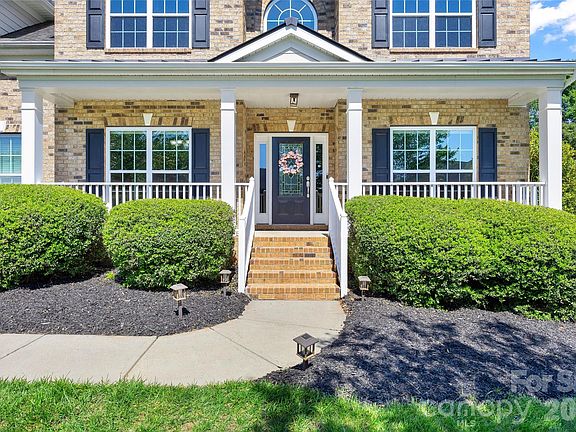 4th image of 5104 Rhett Ct
