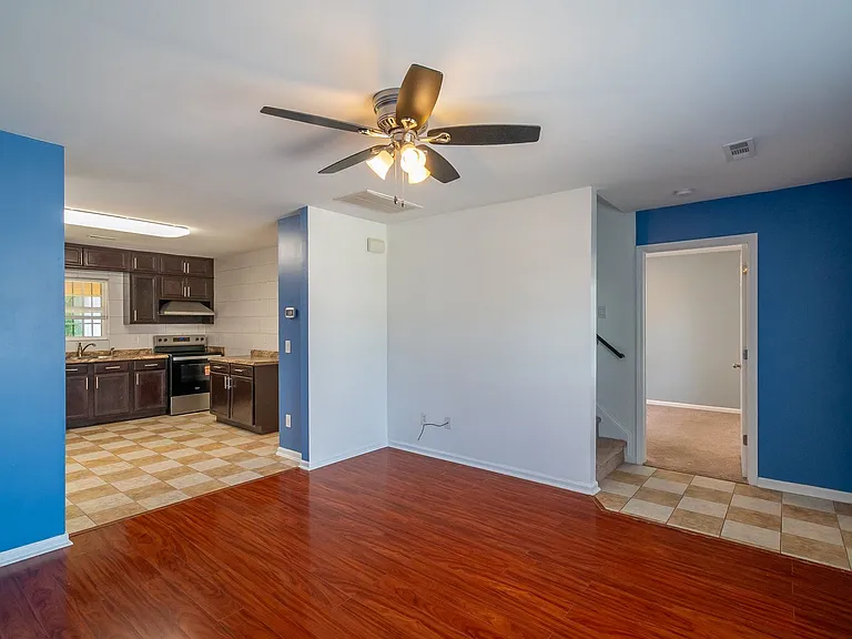 1053 Brianna Way — Photo 17