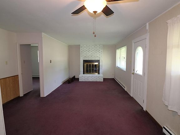 3rd image of 5692 Longfield Dr