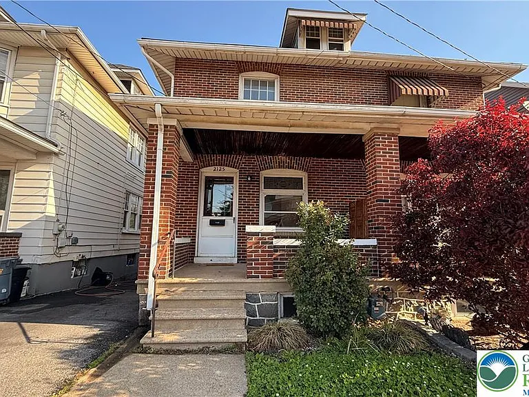 2125 Northampton St — Photo 1