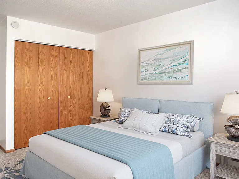 8916 Nicollet Ave S — Photo 11