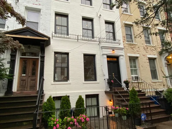 26 Court St #B, New Haven, CT 06511
