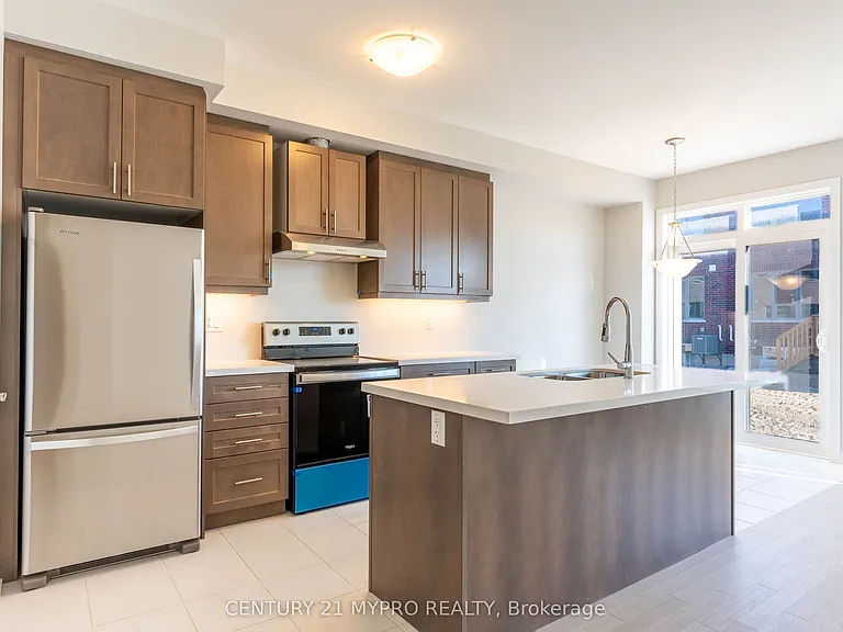 49 Freeman Williams St — Photo 5