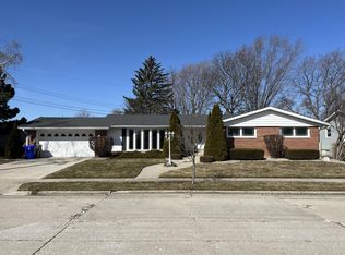 4456 68th Pl, Kenosha, WI 53142