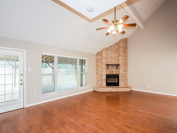 5th image of 317 Thistlewood Ct