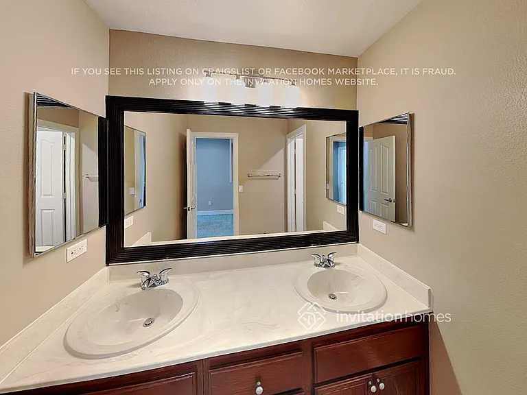 1204 Bistro Bay Ave — Photo 17