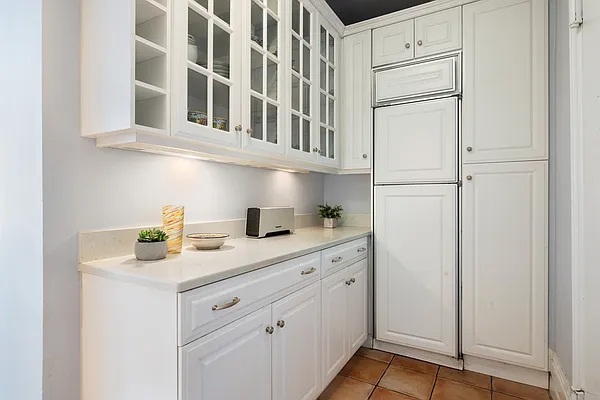 Sold by Douglas Elliman | media 4