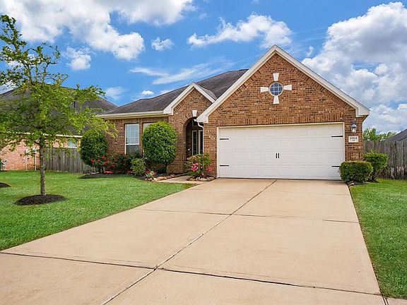 3rd image of 19511 Brighton Brook Ln