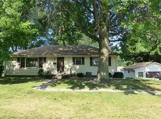 3233 N University Ave, Decatur, IL 62526