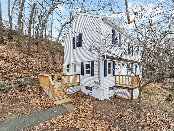 2nd image of 302 Penney Rd