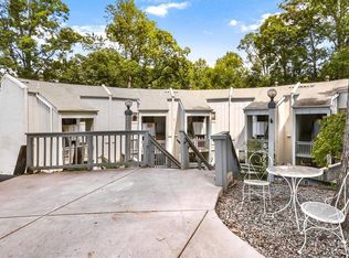 10126 Iron Mill Rd, North Chesterfield, VA 23235