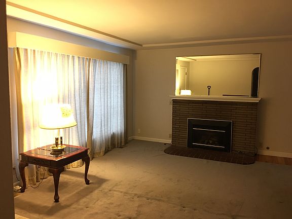 5th image of 3011 W Cleveland Ave