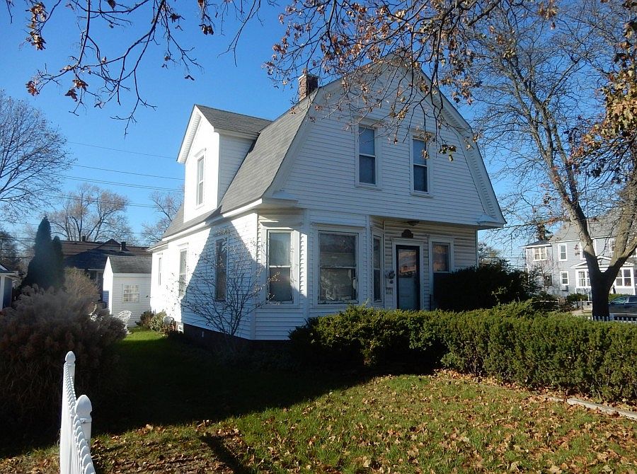2nd image of 685 Starkweather St