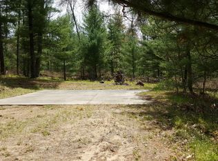 V L Caberfae Hwy, Wellston, MI 49689