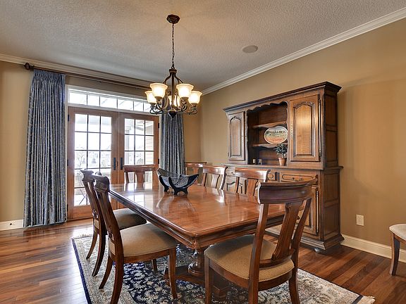 Formal Dinning Room