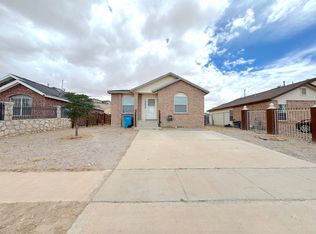 10653 Shady Valley Cir, Socorro, TX 79927