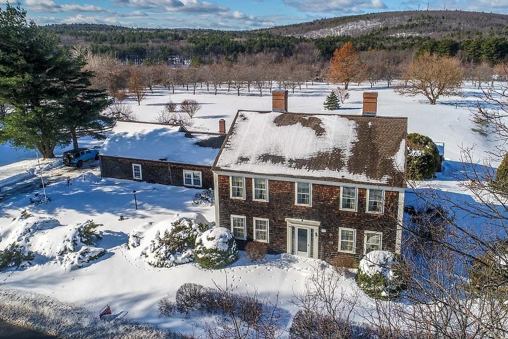 1183 Pleasant St, Leominster, MA 01453 Zillow