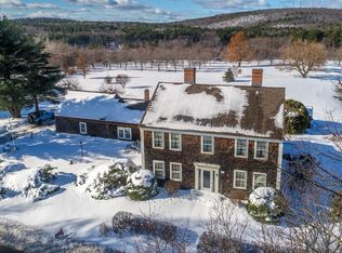 1183 Pleasant St, Leominster, MA 01453