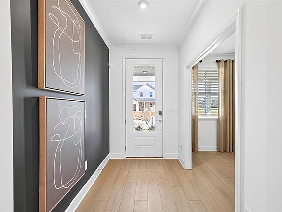 4th image of 4403 Karenwood Cir