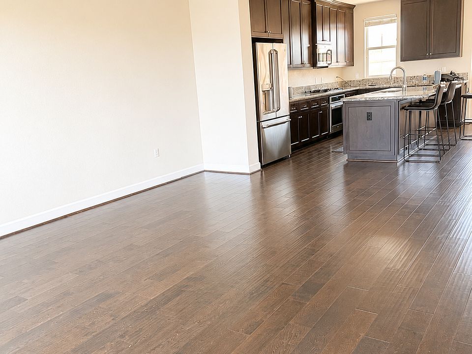2nd Floor: Living & Kitchen area