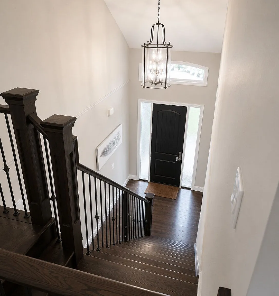 4 bed, $3,695 — Photo 2