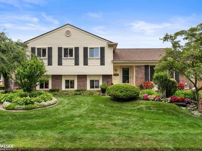 41499 Harvard Dr, Sterling Heights, MI, 48313