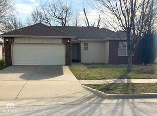 634 S Mahn Ave, Springfield, MO 65802