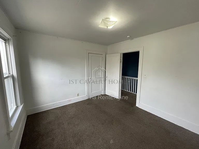 301 Roslyn Ave NW #303 — Photo 32