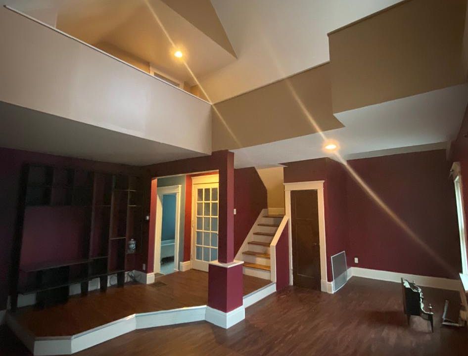 1st image of 908 Lafayette Ave #2