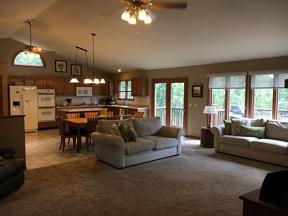 3rd image of 12965 Whippoorhill Ln
