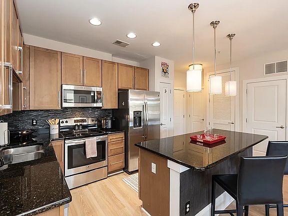2nd image of 700 Finsbury St APT 402